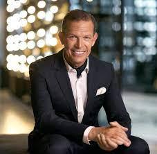 Imagen de Directeur boutique luxe Champs-Élysées