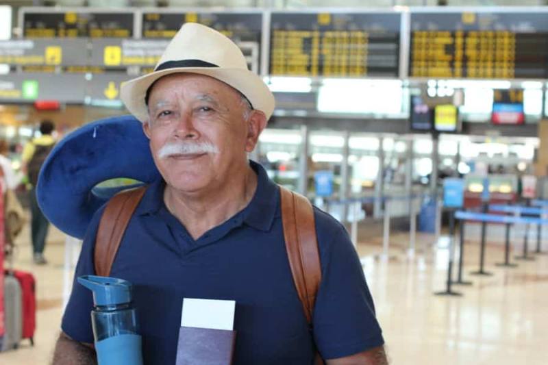 Imagen de Homme 65 ans cherche compagne voyages